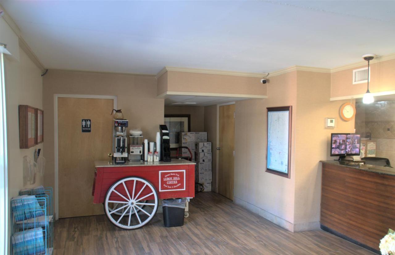 Eastern Shore Motel Дафни Екстериор снимка